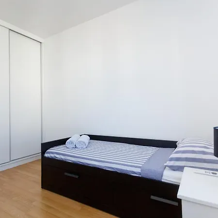 Orjak Apartment *
